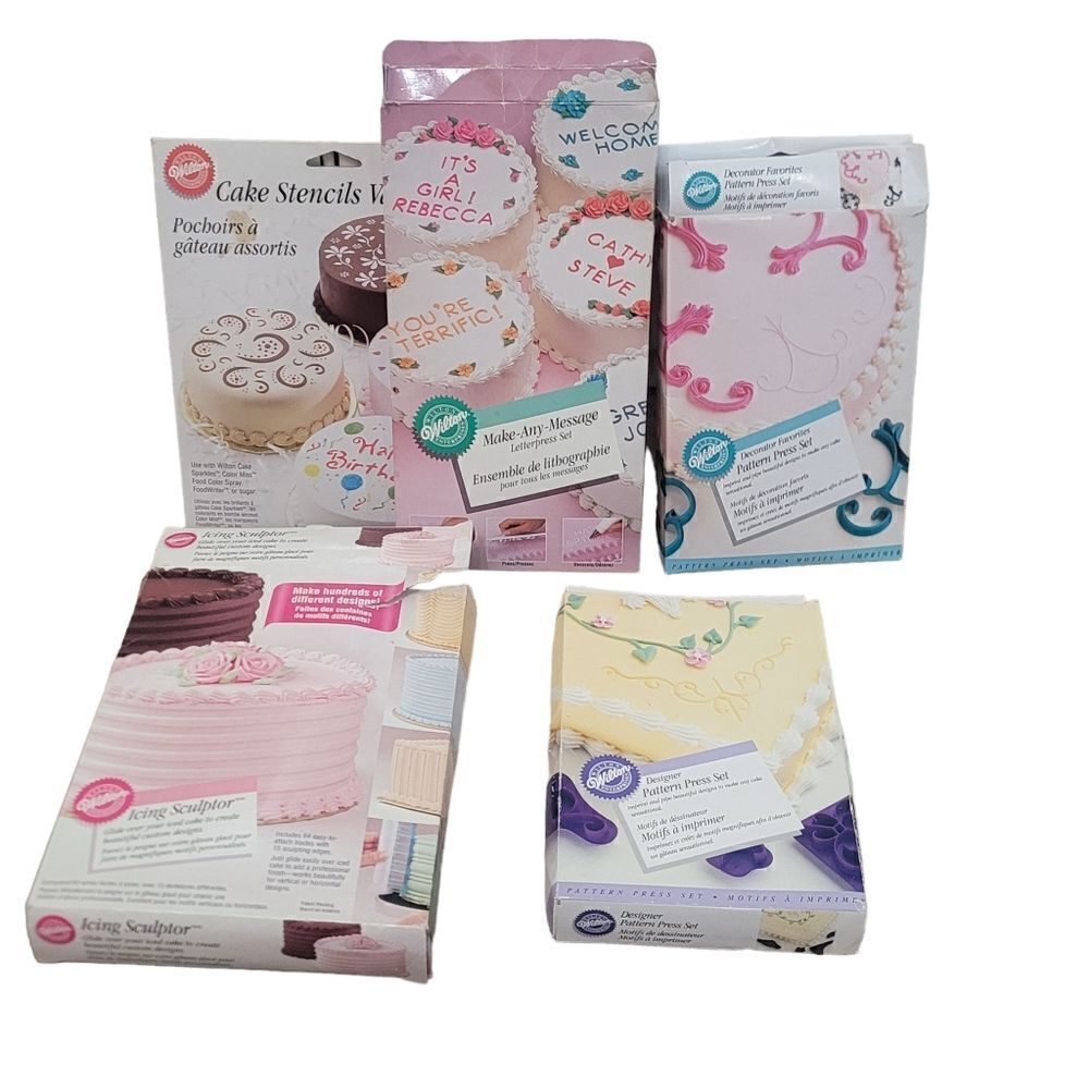 Bundle Wilton cake decorating kits